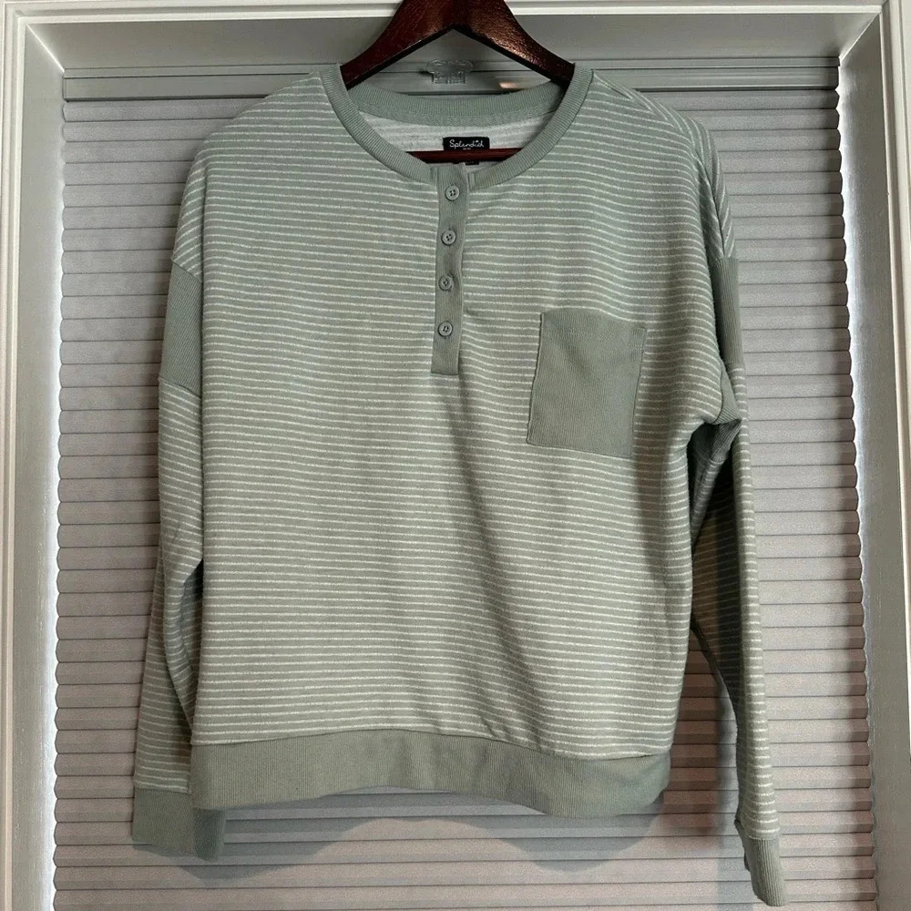 Splendid soft long-sleeved shirt
